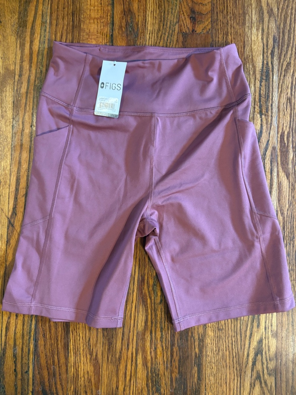 🎉FIGS Mauve Women's Bike Shorts with Side Pockets Under scrub
